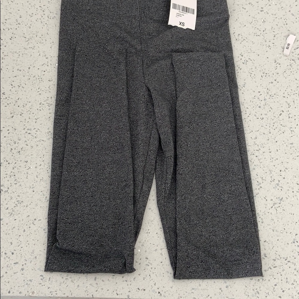 Forever 21 leggings with tags